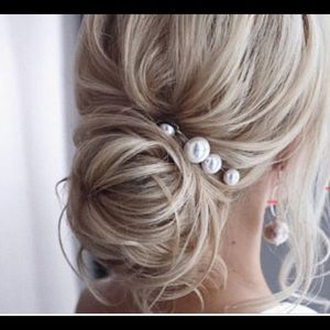 Beautiful Pearl Hairpins